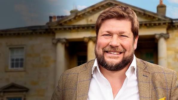 Angus Ashworth Angus Ashworth