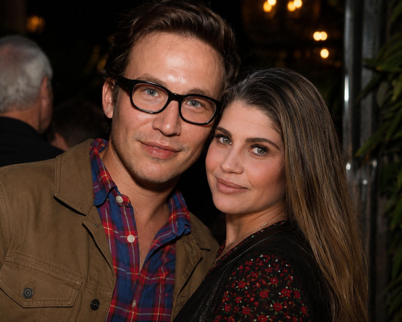 jonathan taylor thomas wife